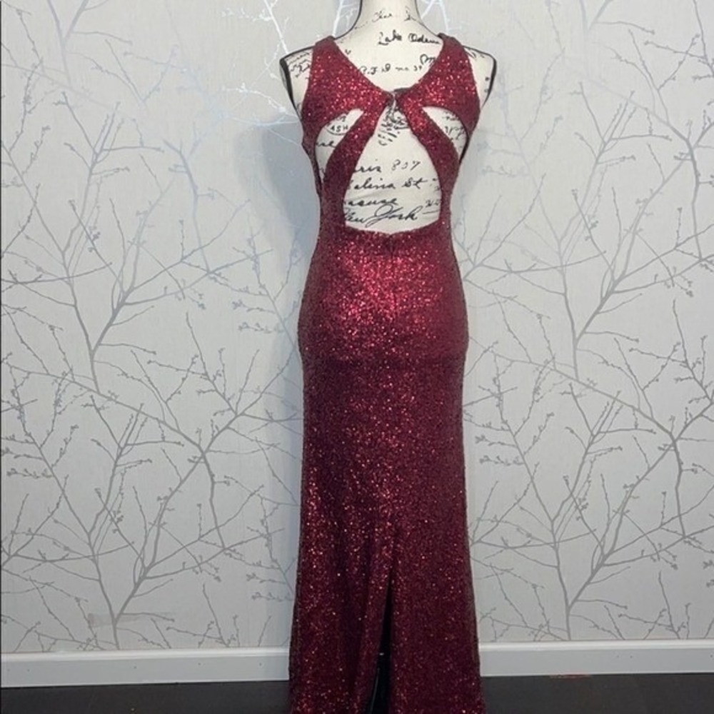 SORELLA VITA Red Sequin Halter Neck Cutout Back Maxi Dress Size 8